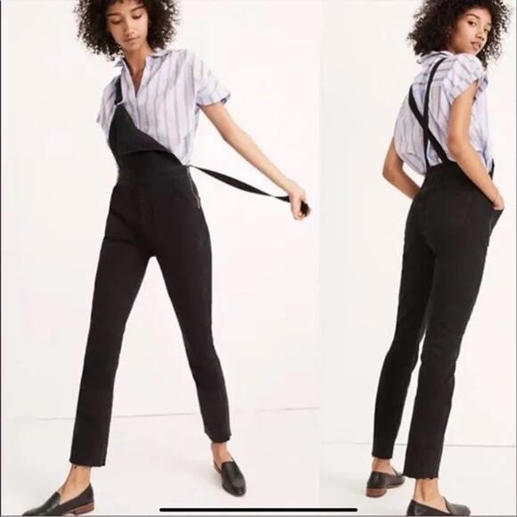 Madewell Pants - 3 FOR $50! 🎁 MADEWELL Black Denim Bibs Straight Leg Overalls Raw Hem Sz S